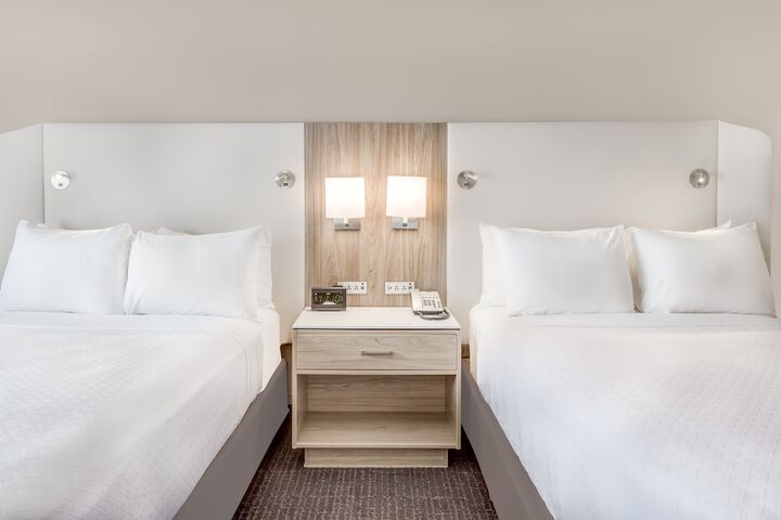 Room 54 of 108