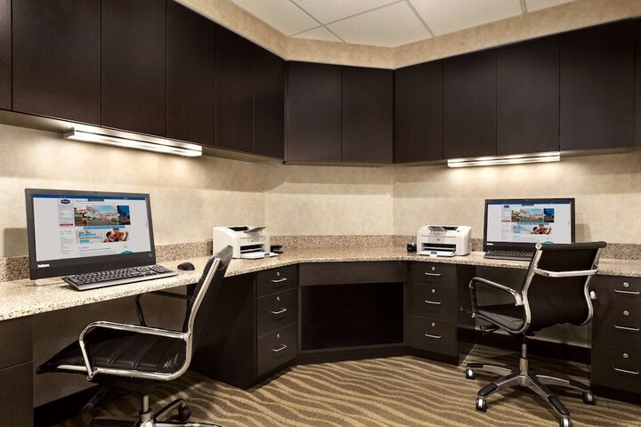 Business Center 35 of 35