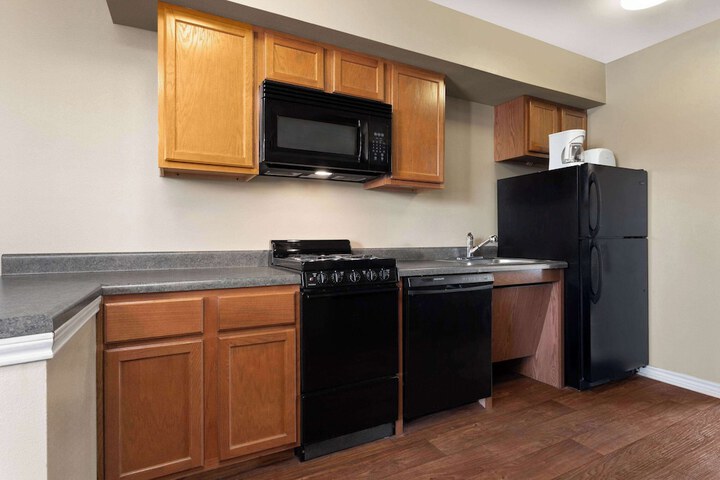 Eagles Den Three Rivers Texas a Travelodge by Wyndham
