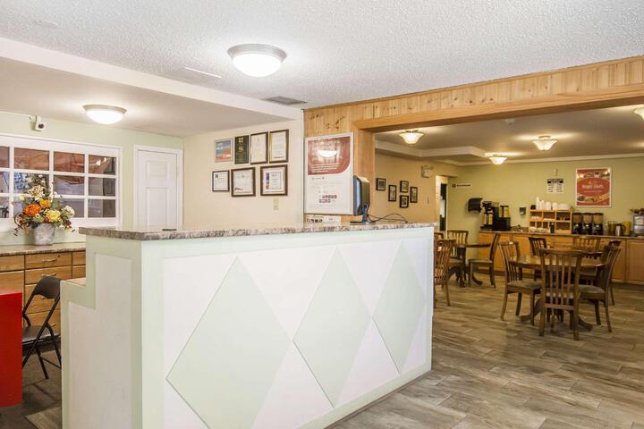 Econo Lodge