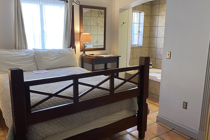 Room 17 of 49