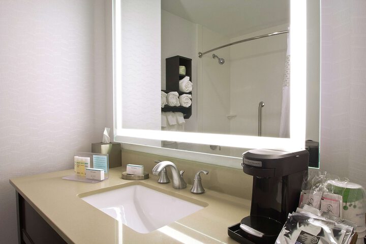 Room 40 of 69