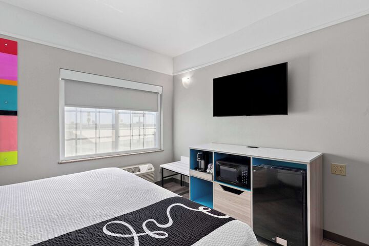 Room 26 of 115