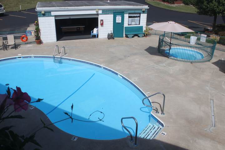 Pool 8 of 55