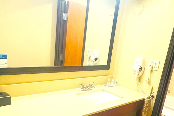 Room 20 of 50