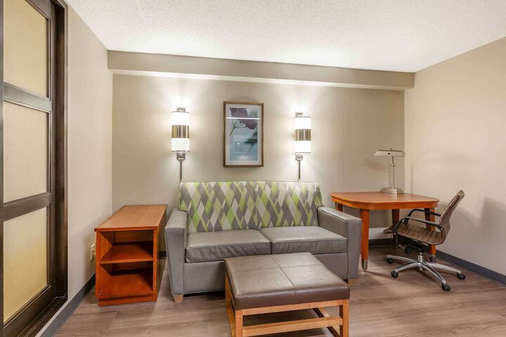 Extended Stay America Premier Suites - Cleveland - Independence