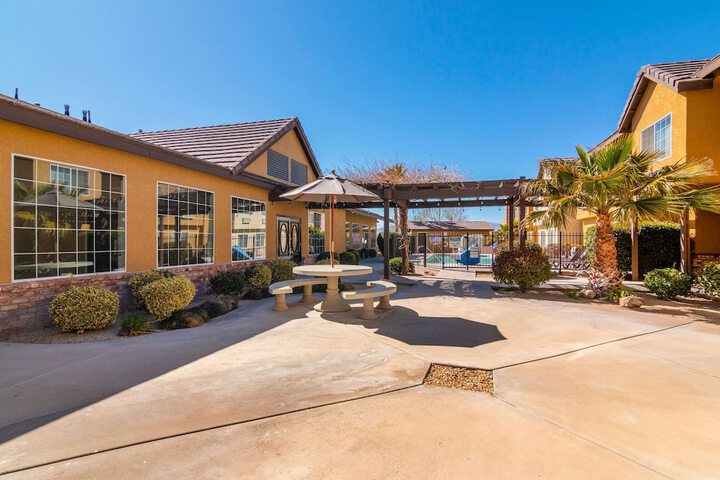 Comfort Inn & Suites Mojave