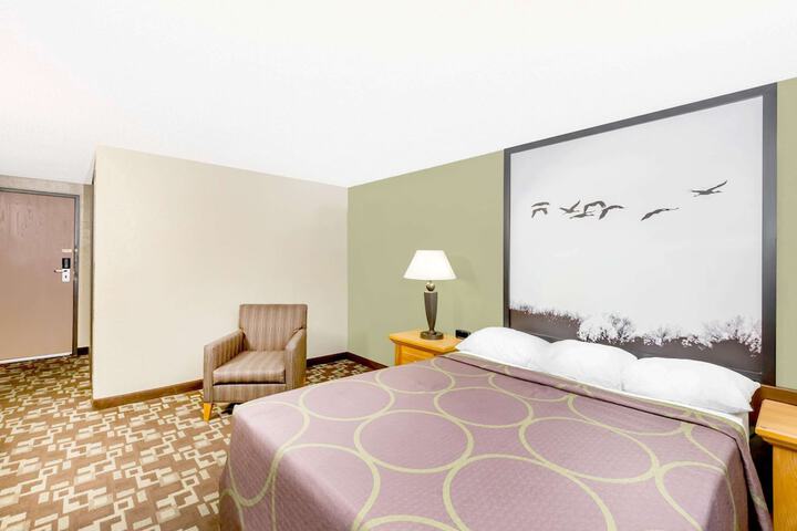 Room 22 of 32