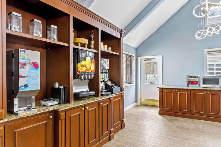 SureStay Studio by Best Western Pensacola