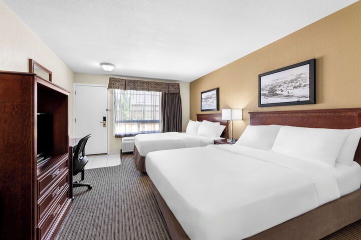 Room 19 of 46
