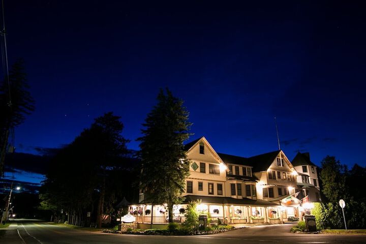 Hotel 2 of 147