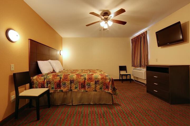 Room 22 of 28