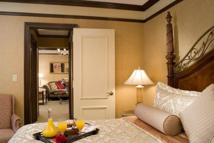 Room 22 of 42