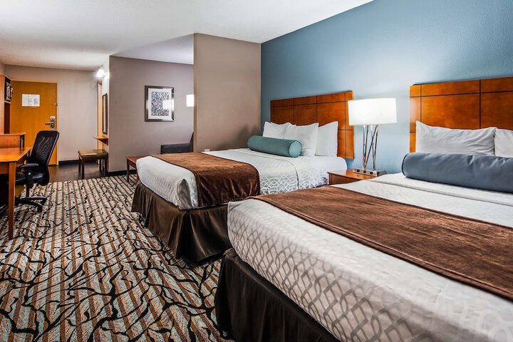 Best Western Plus Blaine at the National Sports Center