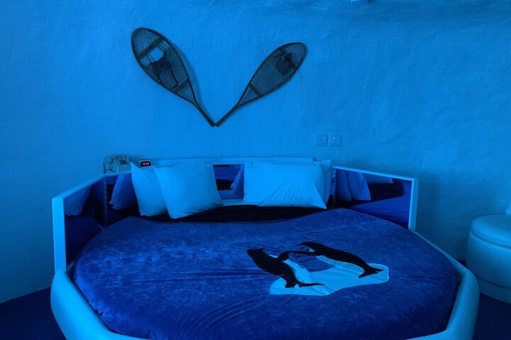 Room 42 of 55