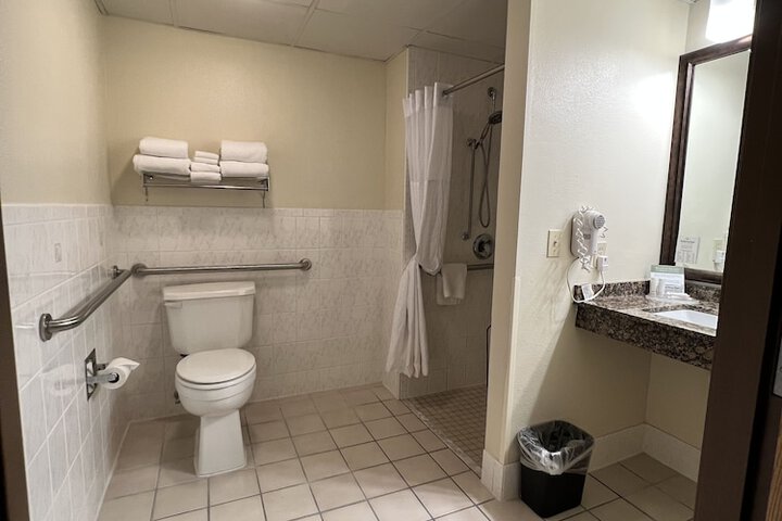 Room 34 of 50