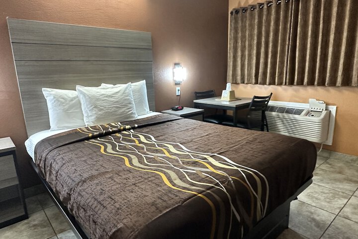 New Corral Motel