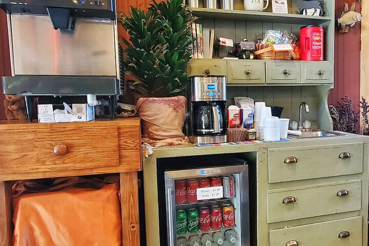 Breakfast/Coffee Service 107 of 137