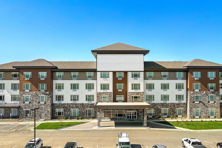 Hotel 6 of 105