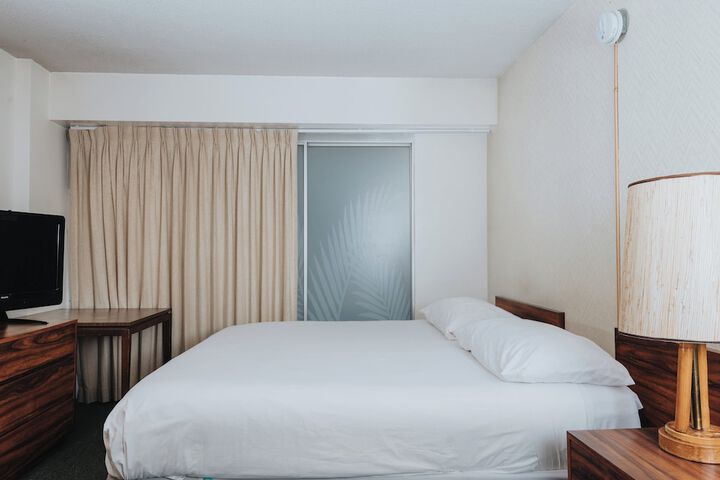 Room 65 of 90