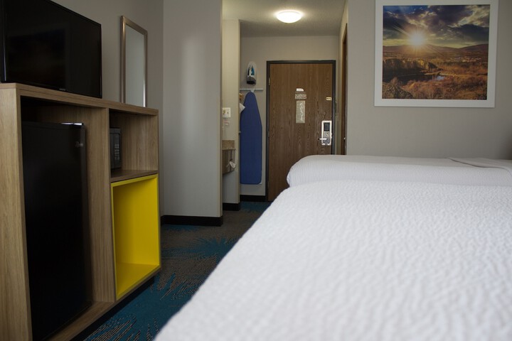 Days Inn by Wyndham Colby