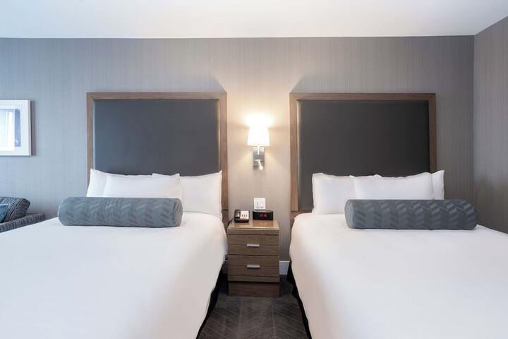 Sandman Signature St. Johns Hotel