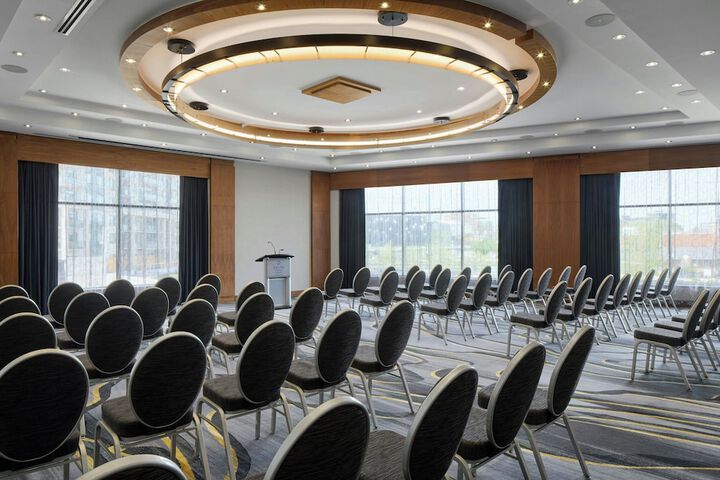 Delta Hotels by Marriott Waterloo