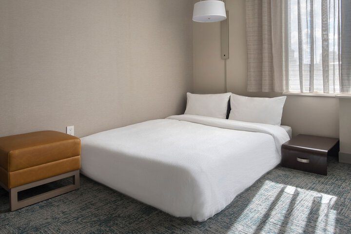 Room 17 of 24