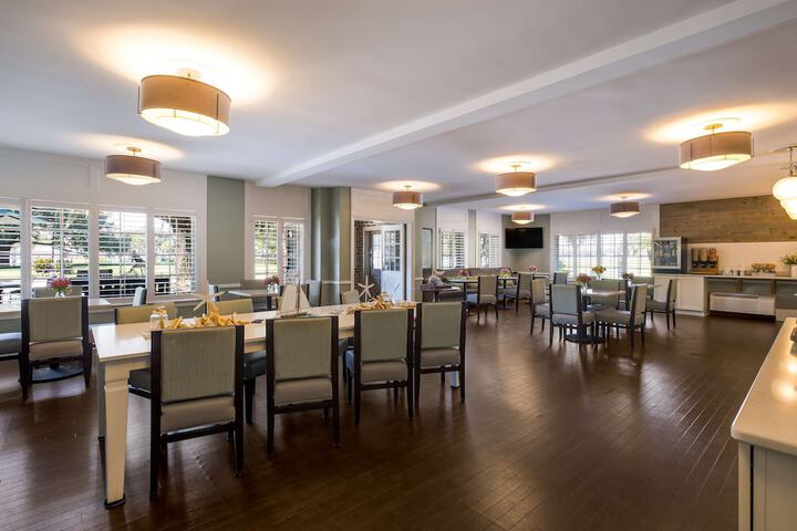 Best Western Sea Island Inn