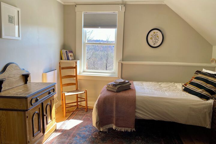 Room 47 of 120