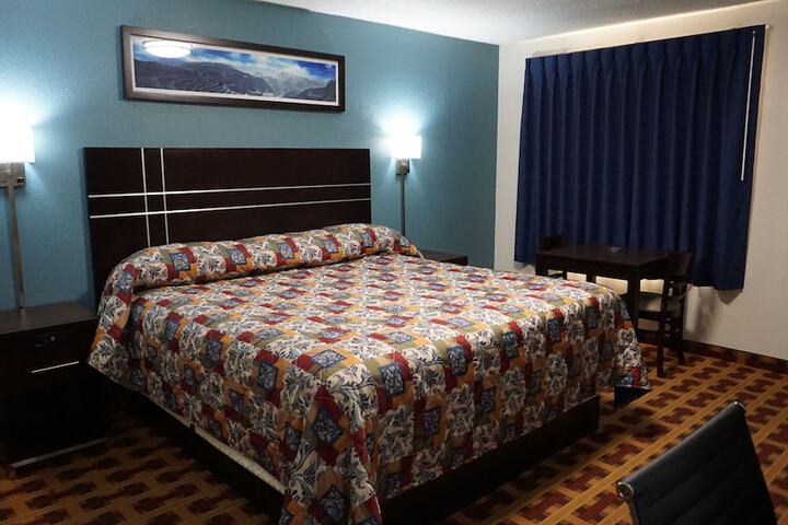 Room 26 of 26