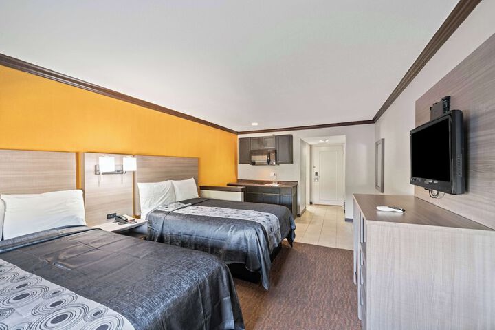 Americas Best Value Inn & Suites Brenham
