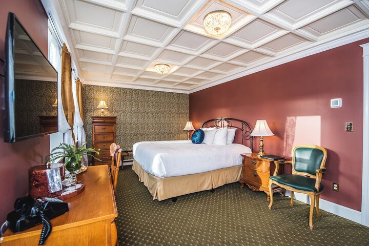 Room 45 of 62