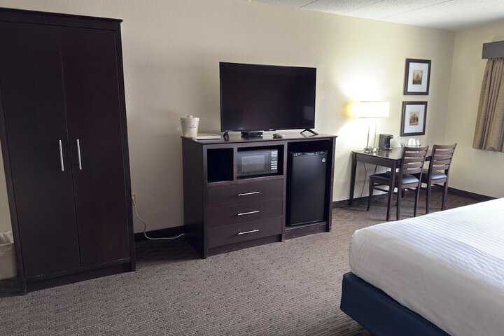 AmericInn by Wyndham Northfield