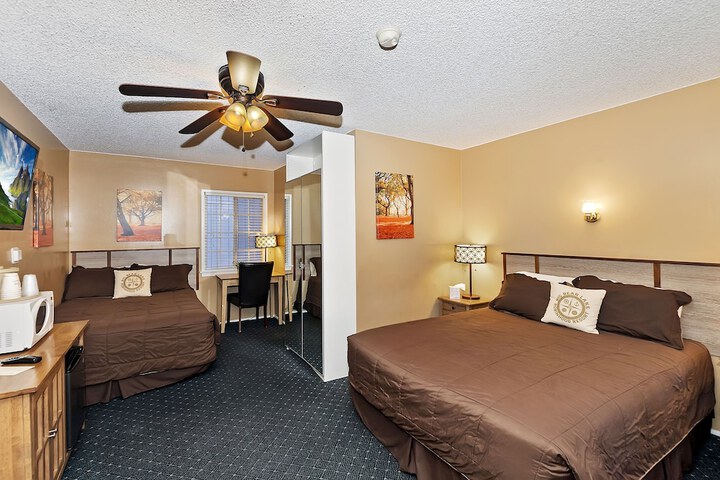 Room 30 of 85