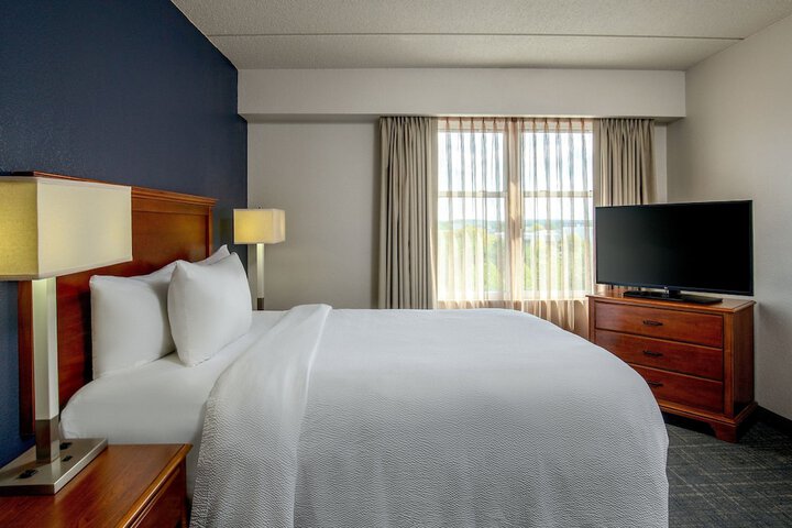 Residence Inn by Marriott Chesapeake Greenbrier