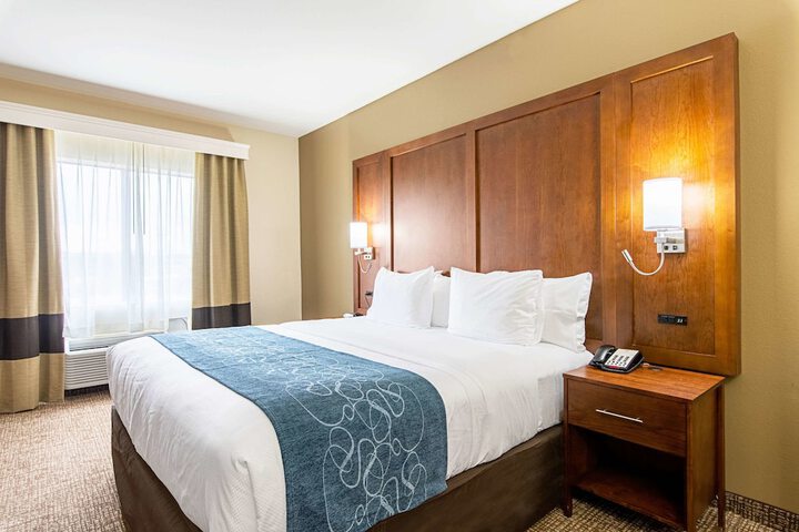 Room 9 of 28