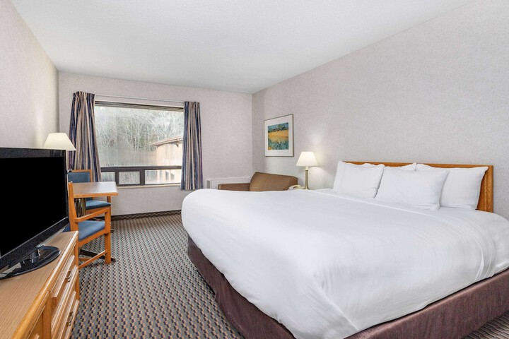 Travelodge by Wyndham Bridgewater