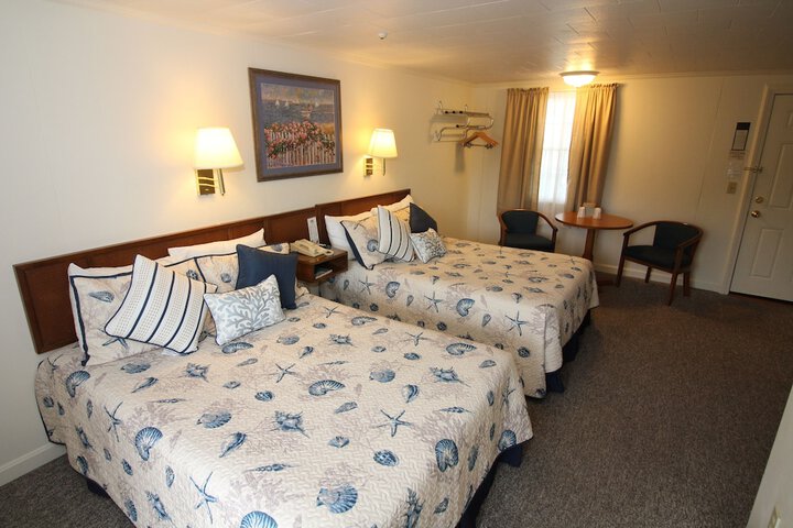 Room 12 of 40