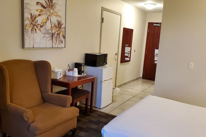 Room 13 of 39