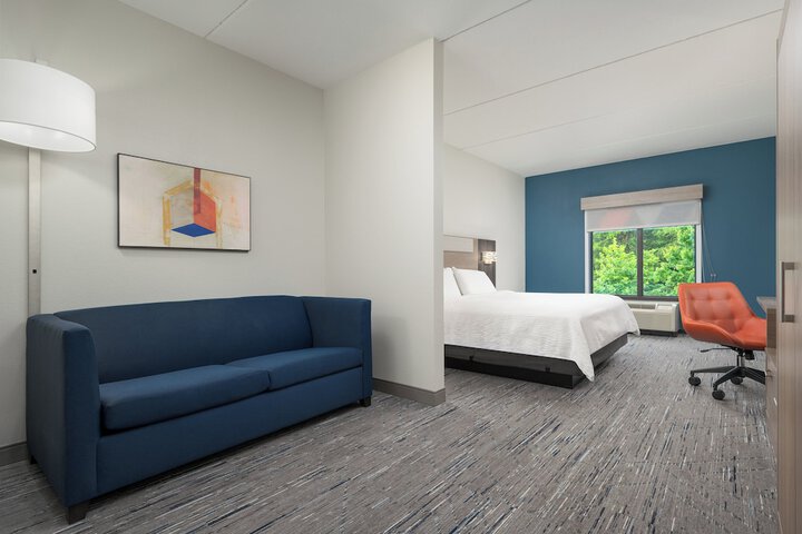 Room 42 of 57
