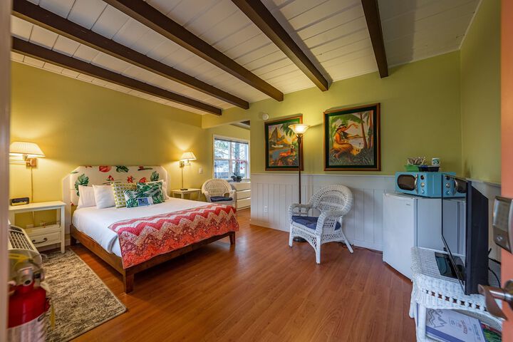 Room 54 of 74