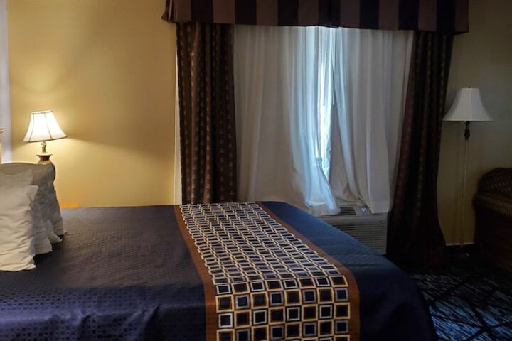 Room 20 of 32