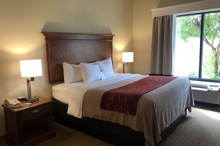 Room 71 of 85