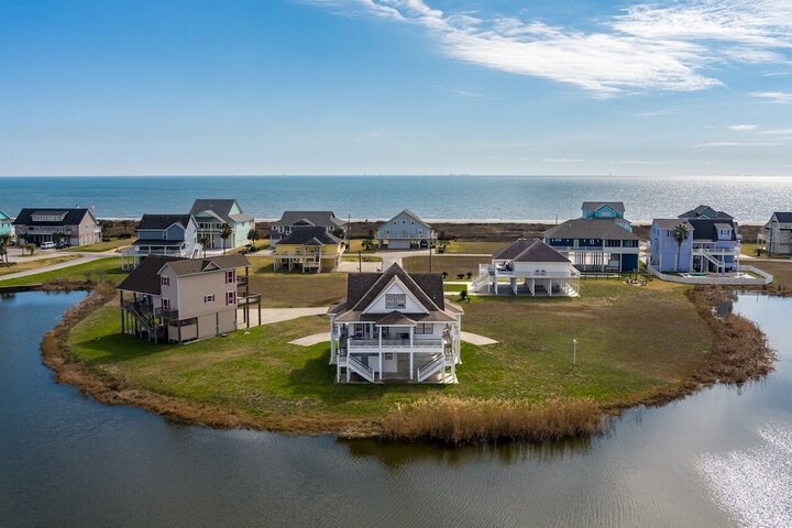 #beach Please 3 Bedroom Home by RedAwning