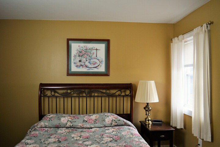 Room 22 of 33