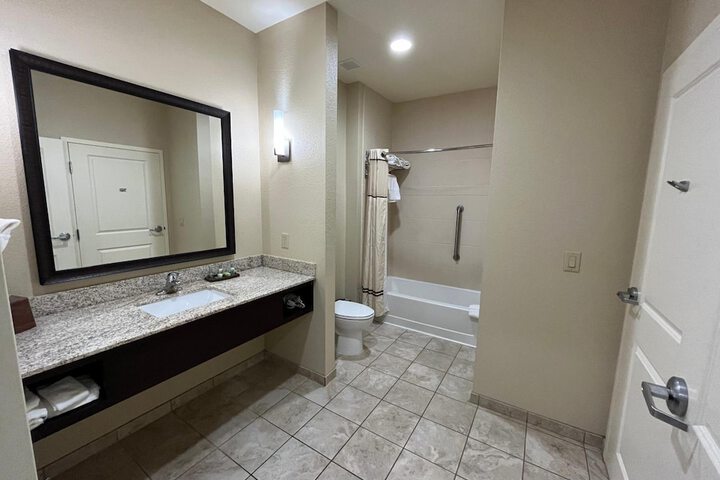 Room 12 of 29