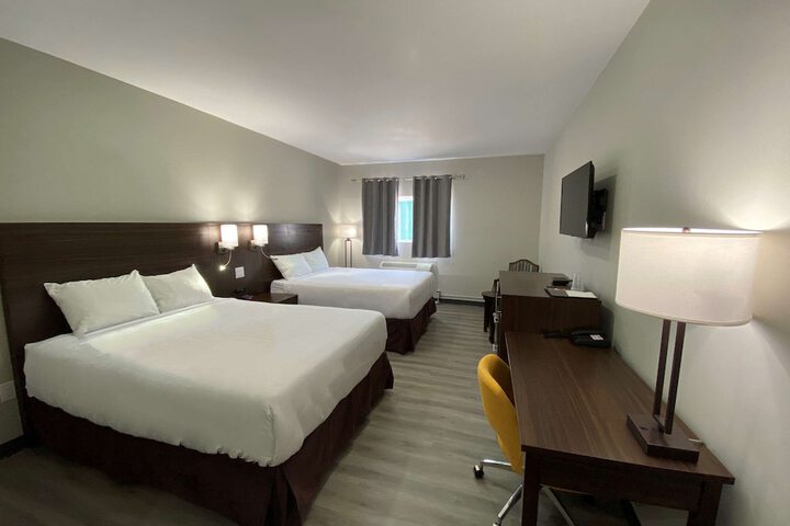 Room 3 of 12