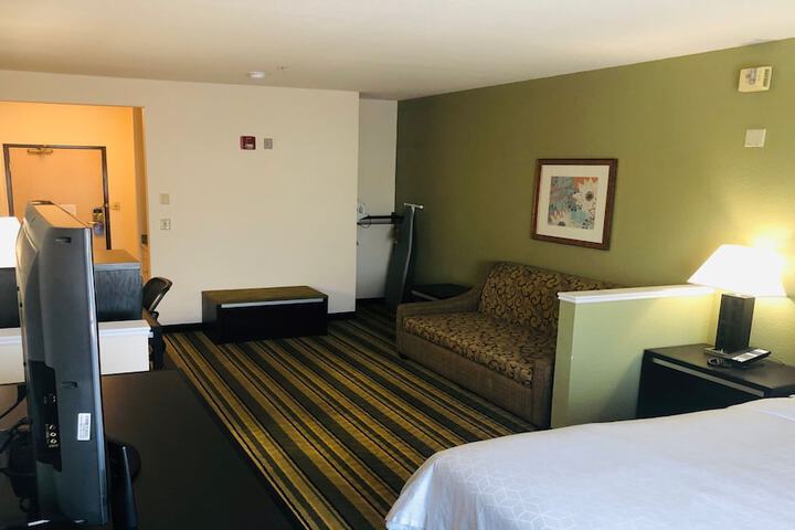 Room 83 of 150