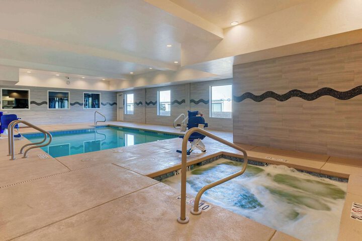 Pool 11 of 68